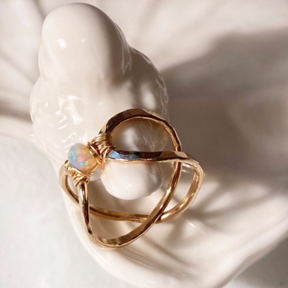 SUNDANCE 14k✨Gold & Opal Ring - Picture 4 of 7